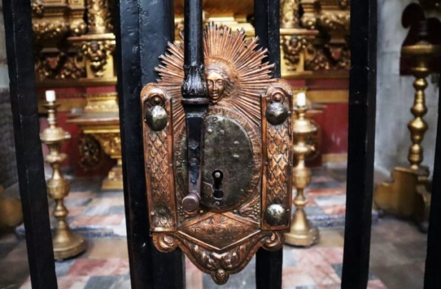 Detalle cerradura de la Iglesia de Santo Domingo