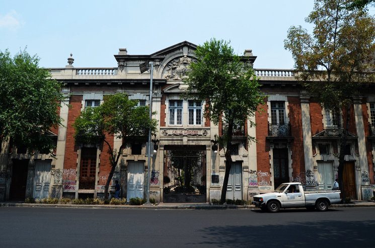 Edificio la mascota de Bucareli